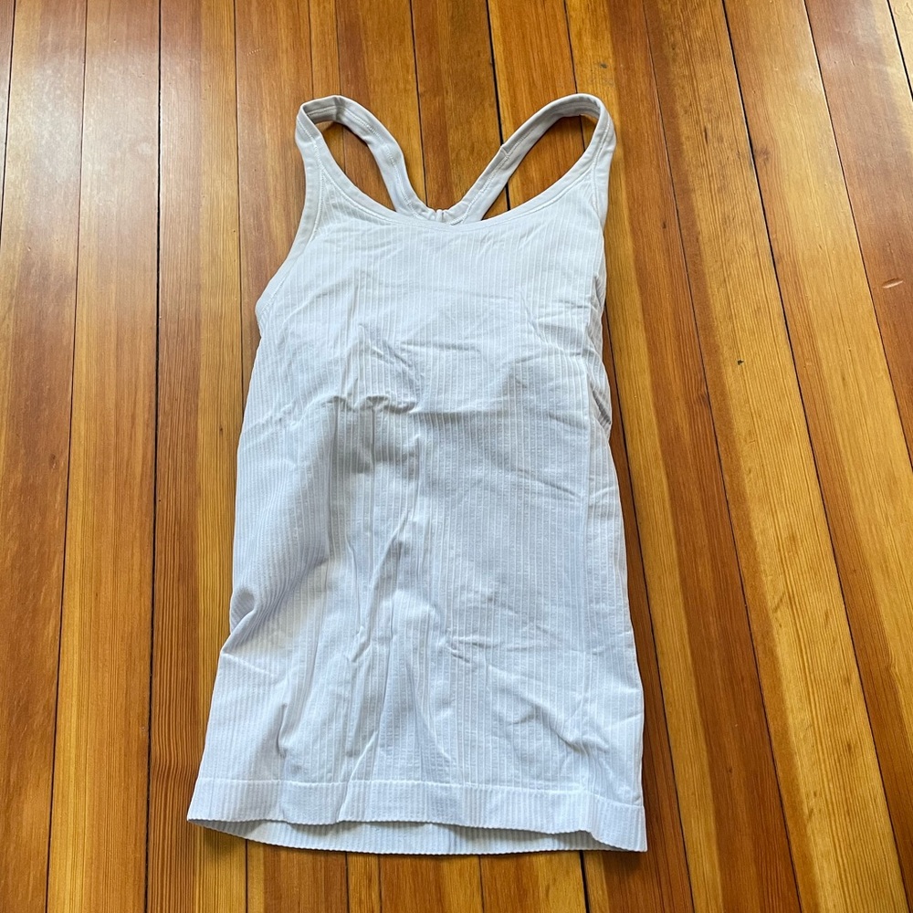 lululemon tank with built in bra
